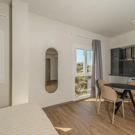 L'alcor Apart-hotel *